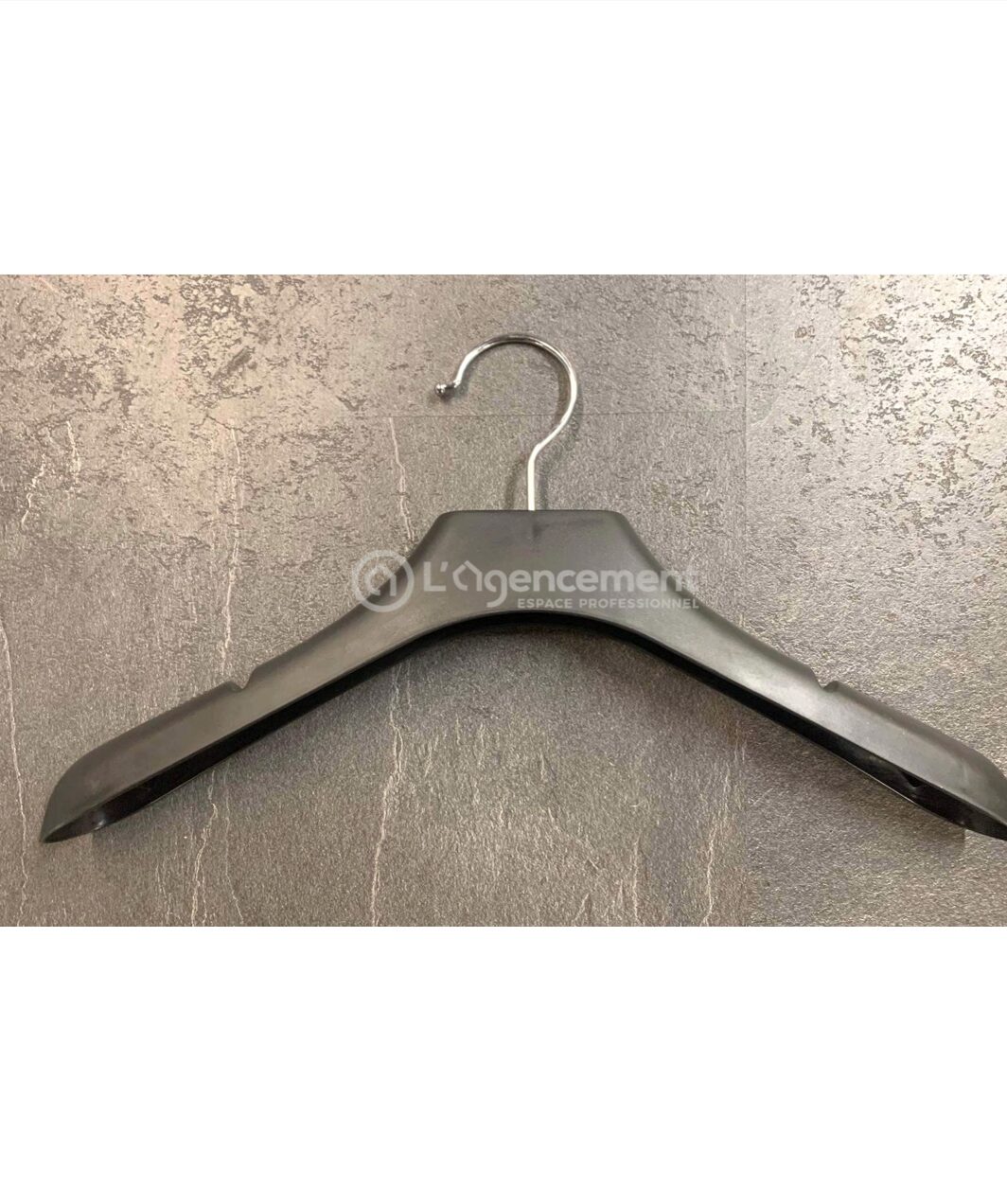 CINTRE PLASTIQUE NOIR