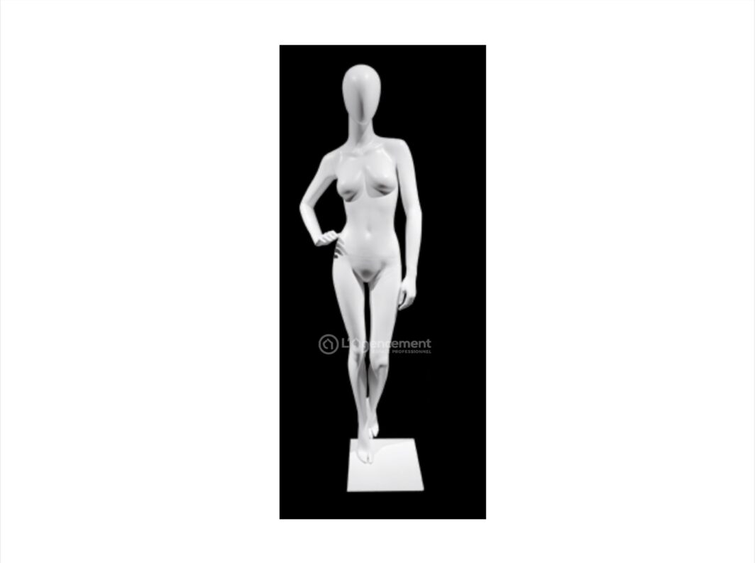MANNEQUIN FEMME