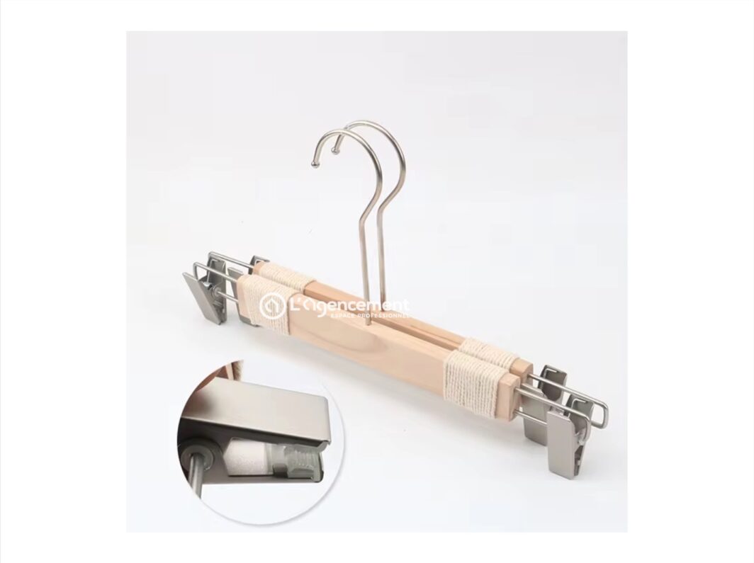 CINTRE BOIS A PINCES 31CM