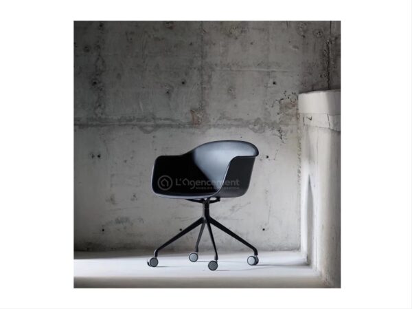 CHAISE A ROULETTES QUINCY