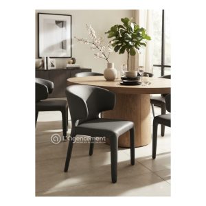 CHAISE JULY