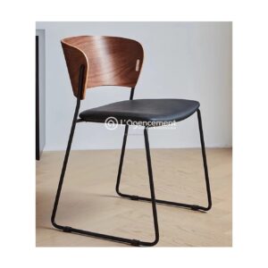 CHAISE ARKA
