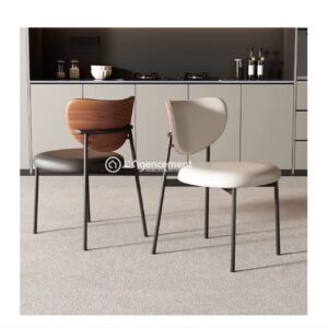 CHAISE TIMO